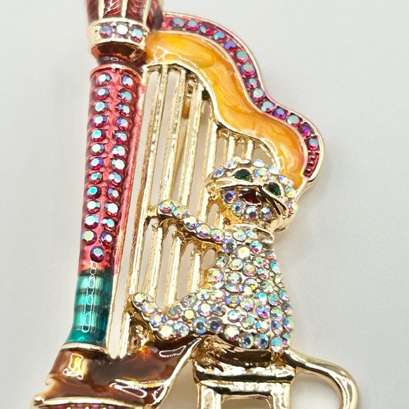 Elegant Multicolor Cat and Harp Brooch-New - Picture 3 of 6